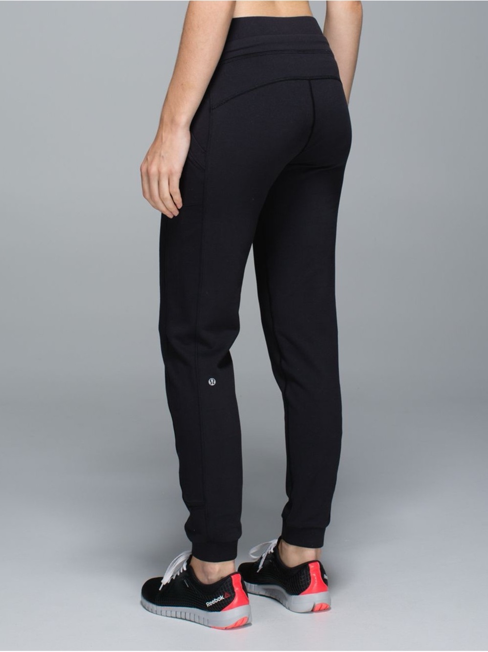 Lululemon /// Women’s Base Runner Pants - Size 6